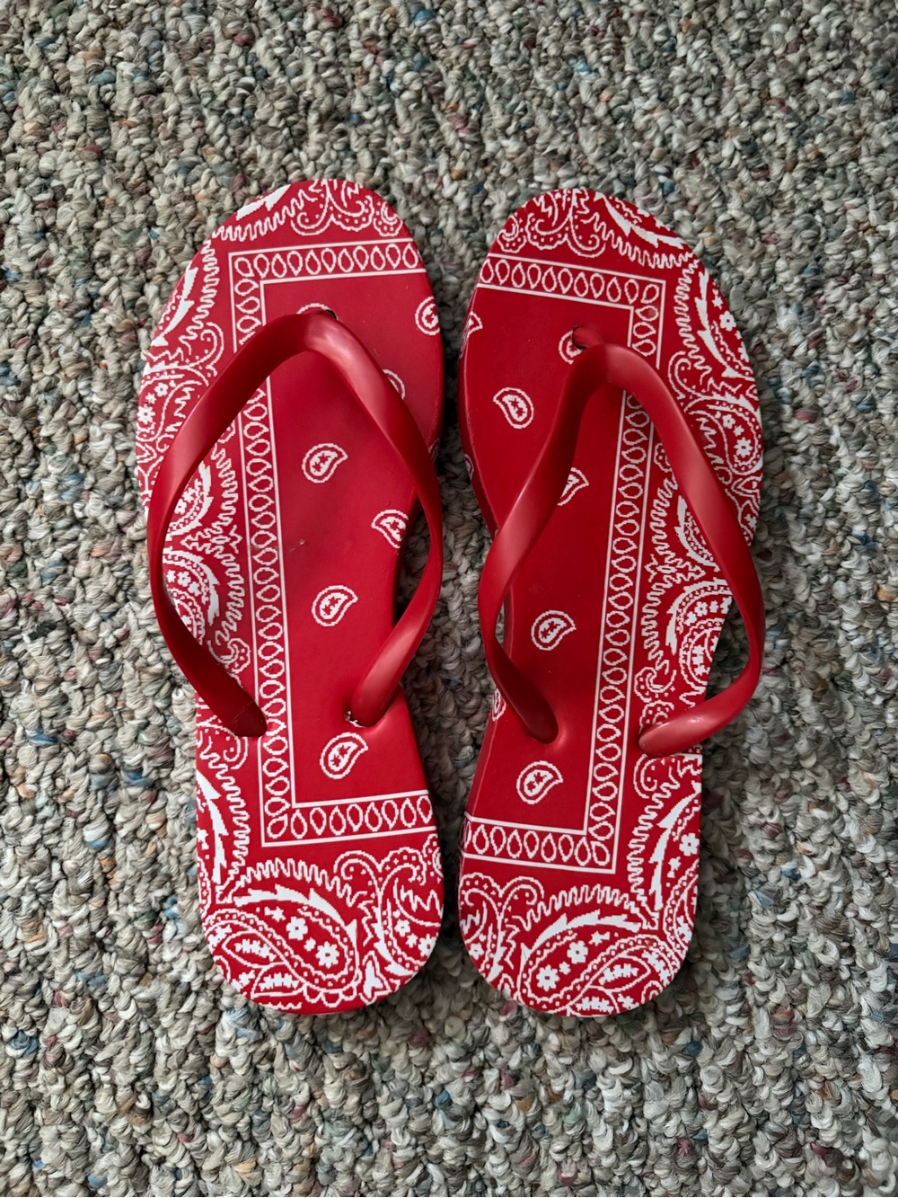 Red Bandana-Print Women's Flip Flops
